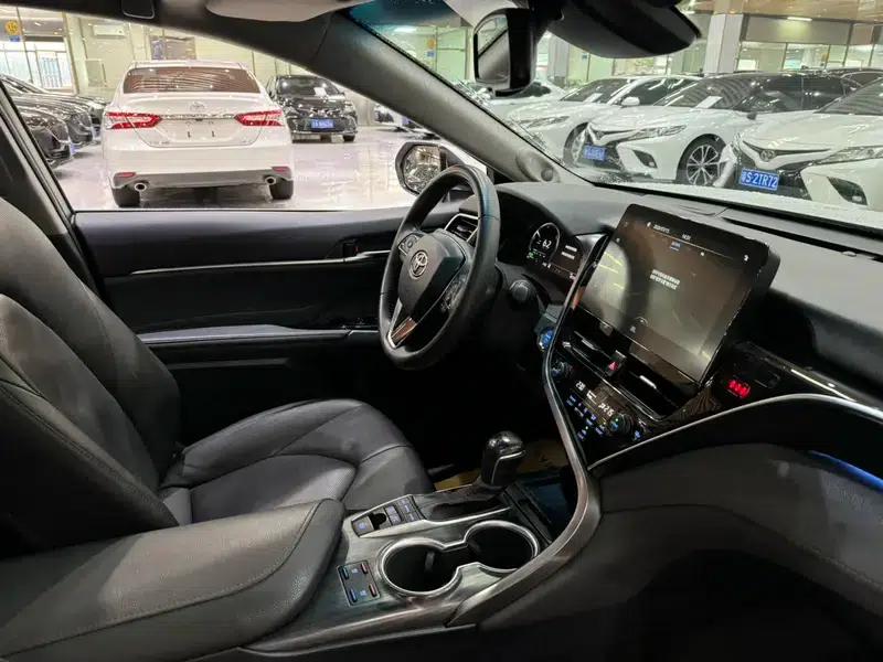 Camry 2021 Hybrid 2.5HQ Flagship Edition — миниатюра 12