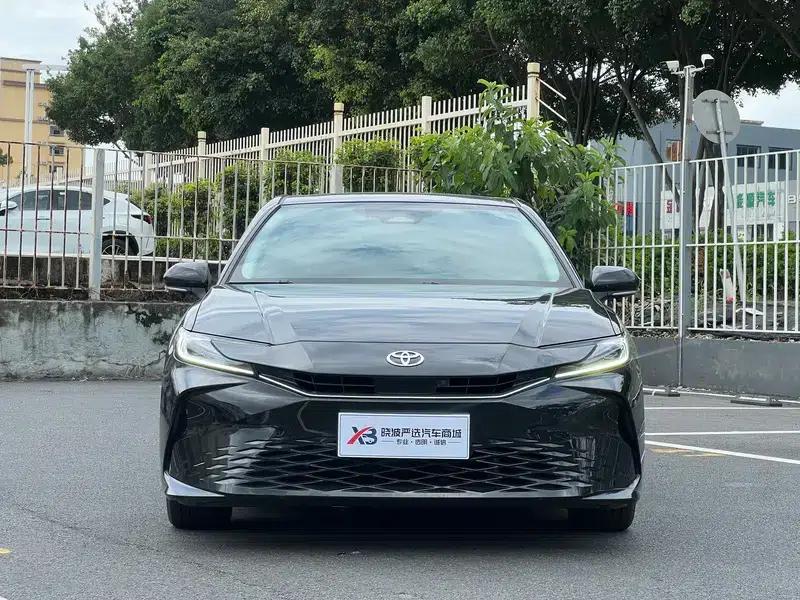 2024 Camry Hybrid 2.0HGVP Luxury Edition — миниатюра 2