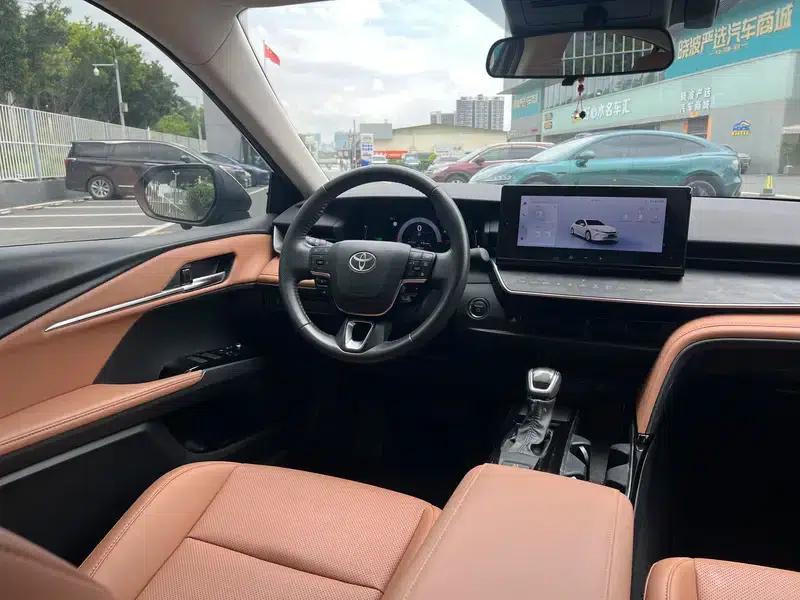 2024 Camry Hybrid 2.0HGVP Luxury Edition — миниатюра 12