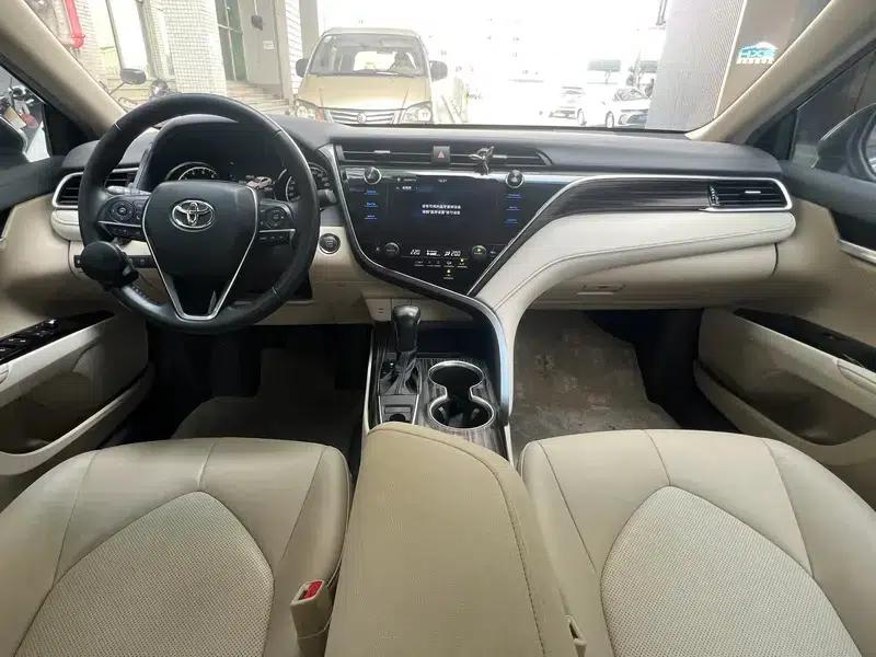 Camry 2019 Facelift 2.0G Luxury Edition — миниатюра 13