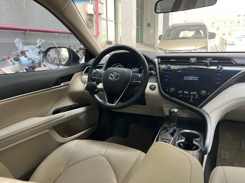 Camry 2019 Facelift 2.0G Luxury Edition — миниатюра 17