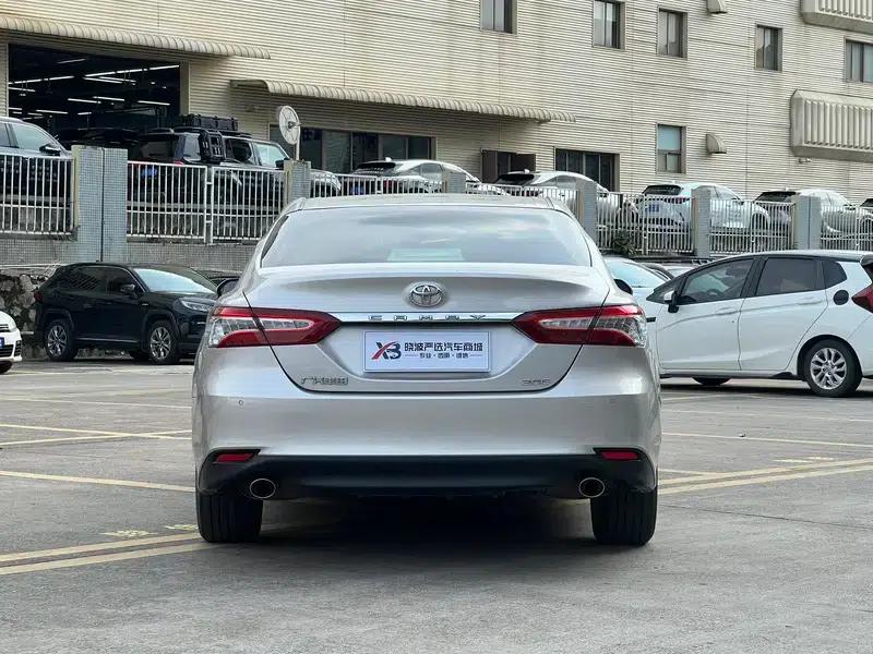 Camry 2019 Facelift 2.0G Luxury Edition — миниатюра 6