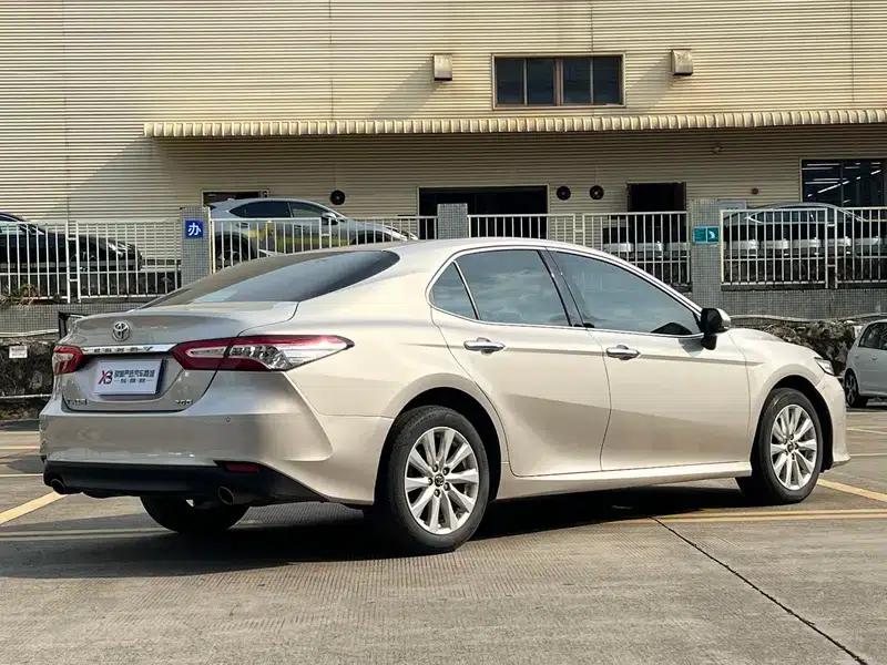 Camry 2019 Facelift 2.0G Luxury Edition — миниатюра 7