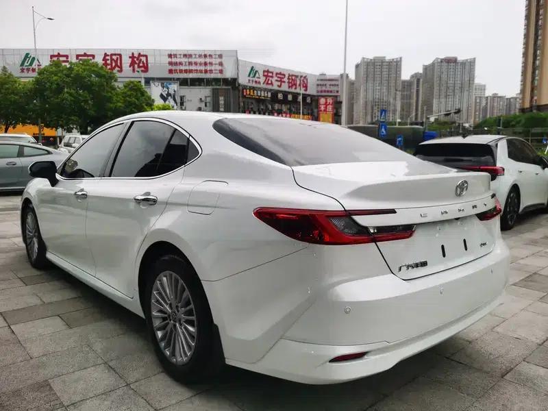 2026 Camry 2.0GVP Luxury Edition — миниатюра 5