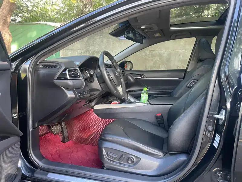 Camry 2019 Facelift Hybrid 2.5HG Luxury Edition — миниатюра 8