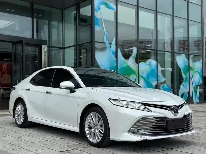 Camry 2019 Facelift 2.5G Luxury Edition — миниатюра 3