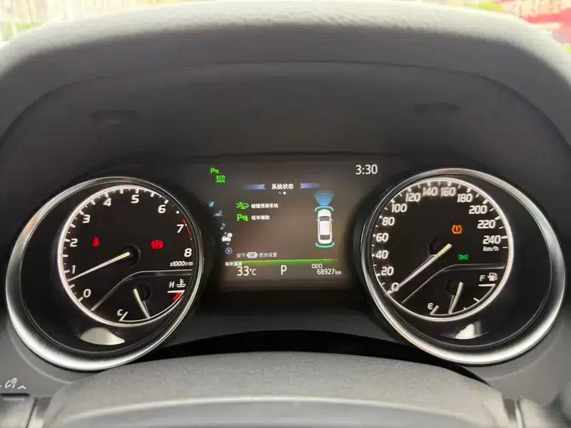 Camry 2019 Facelift 2.5G Luxury Edition — миниатюра 9