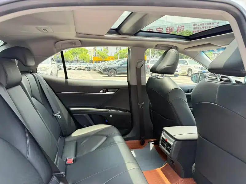Camry 2019 Hybrid 2.5HG Luxury Edition (China VI Emission Standard) — миниатюра 13