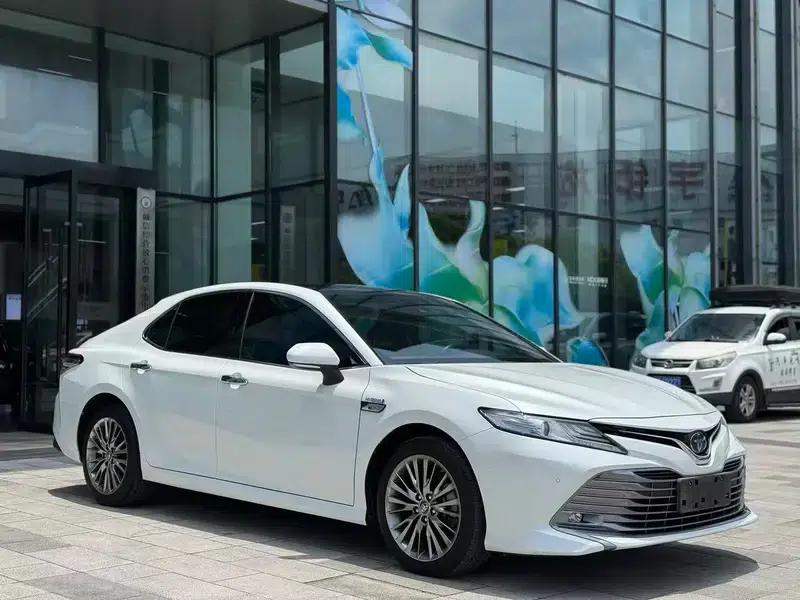 Camry 2019 Hybrid 2.5HG Luxury Edition (China VI Emission Standard) — миниатюра 3