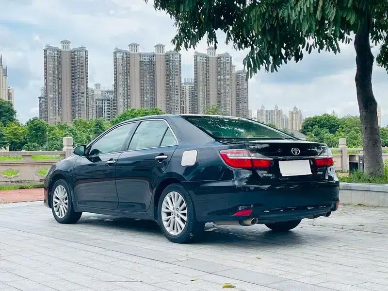 2015 Camry 2.5G Luxury Navigation Edition — миниатюра 4