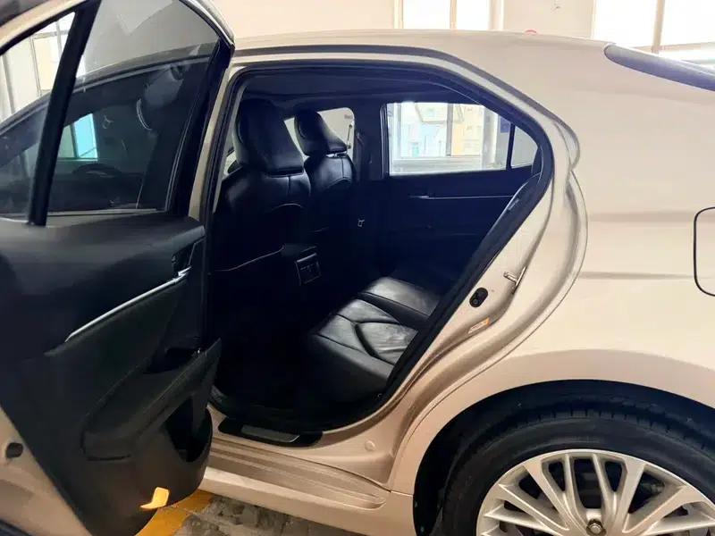 2018 Camry 2.5G Luxury Edition — миниатюра 13