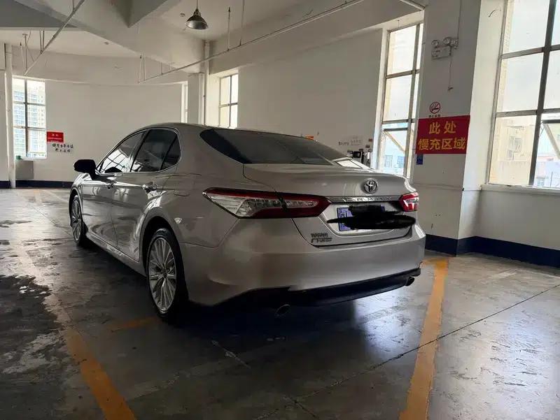 2018 Camry 2.5G Luxury Edition — миниатюра 5