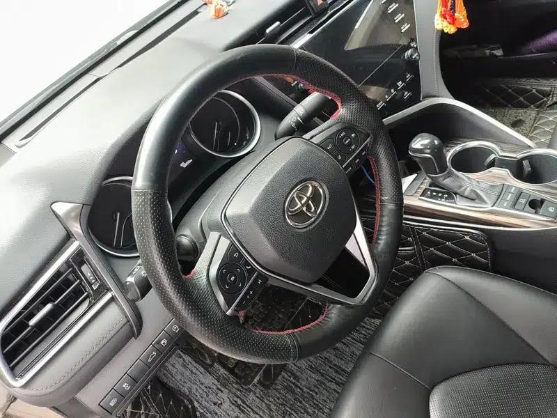 2018 Camry 2.5G Luxury Edition — миниатюра 11