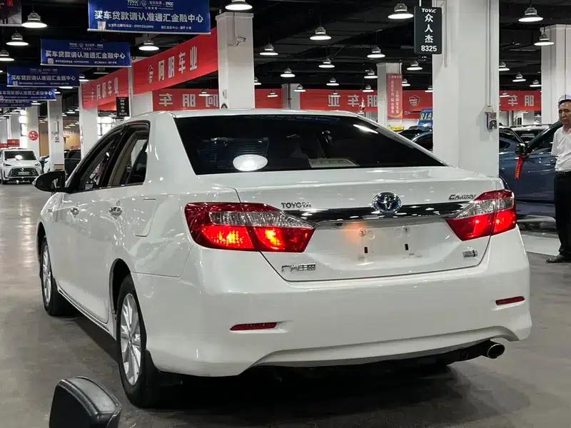 2012 Camry Hybrid 2.5HG Luxury Edition — миниатюра 4