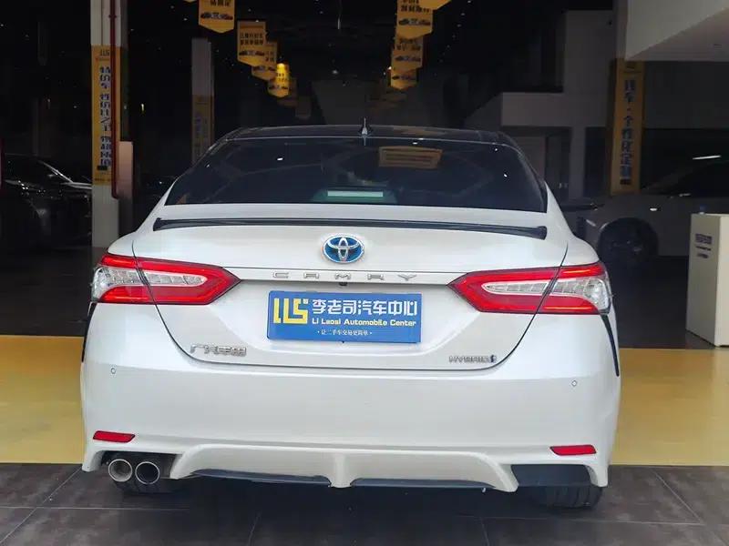 Camry 2021 Hybrid 2.5HS Sport Edition — миниатюра 4