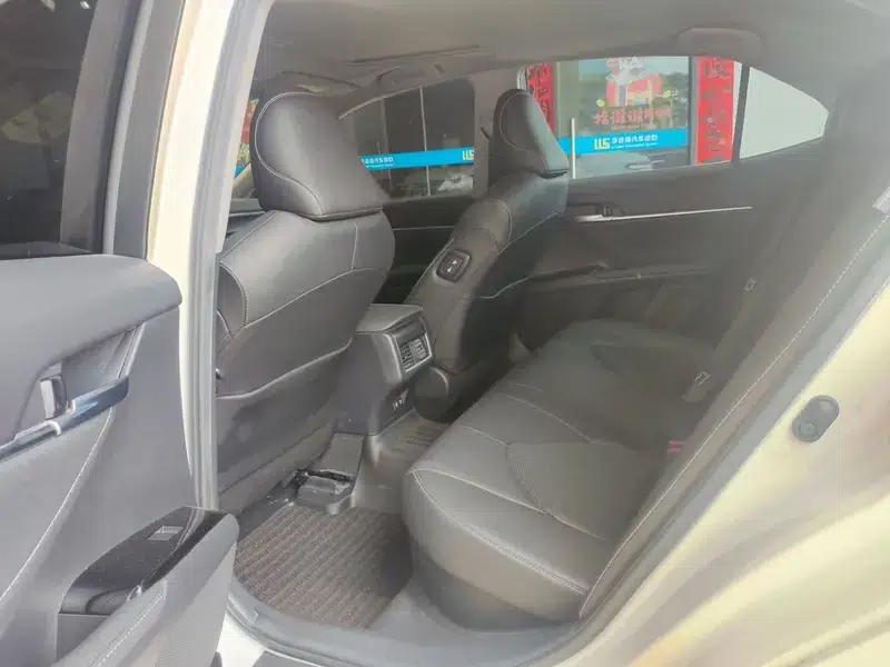 Camry 2021 Hybrid 2.5HS Sport Edition — миниатюра 9