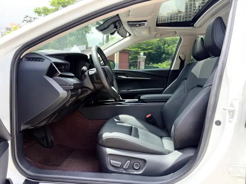 2024 Camry 2.0GVP Luxury Edition — миниатюра 7