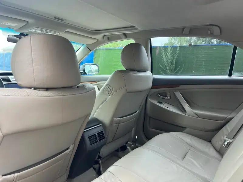 2010 Camry 240G Classic Edition — миниатюра 10