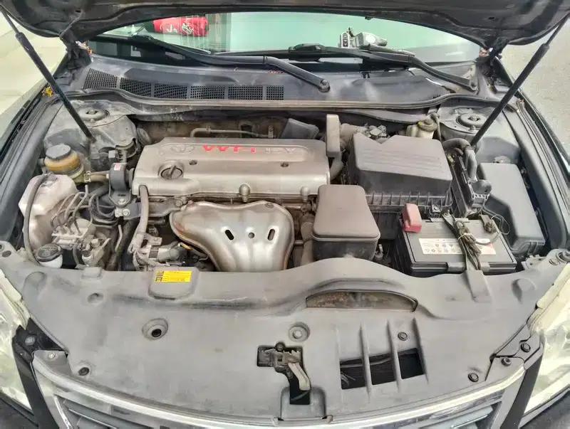 2011 Camry 200E Elite Sunroof Edition — миниатюра 3