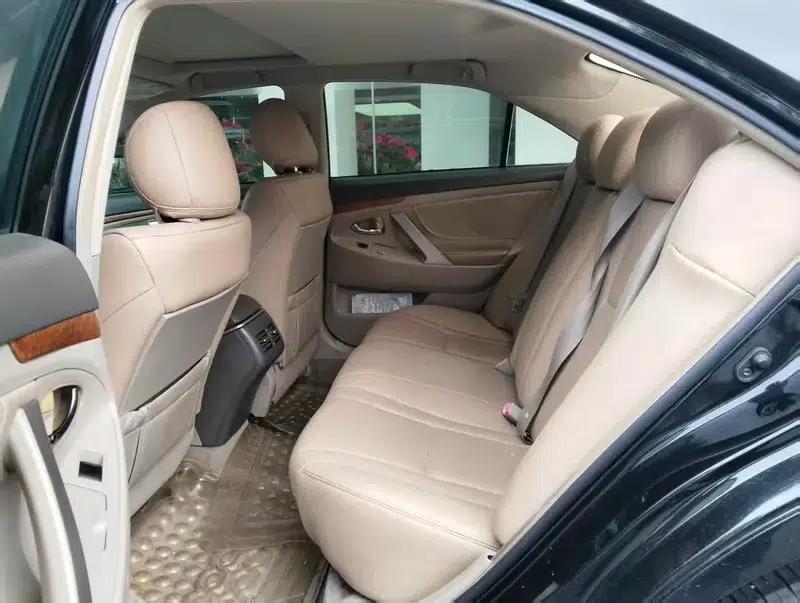 2011 Camry 200E Elite Sunroof Edition — миниатюра 9
