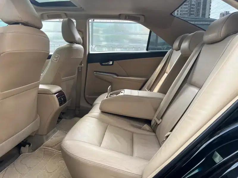 2012 Camry 2.5G Luxury Edition — миниатюра 11