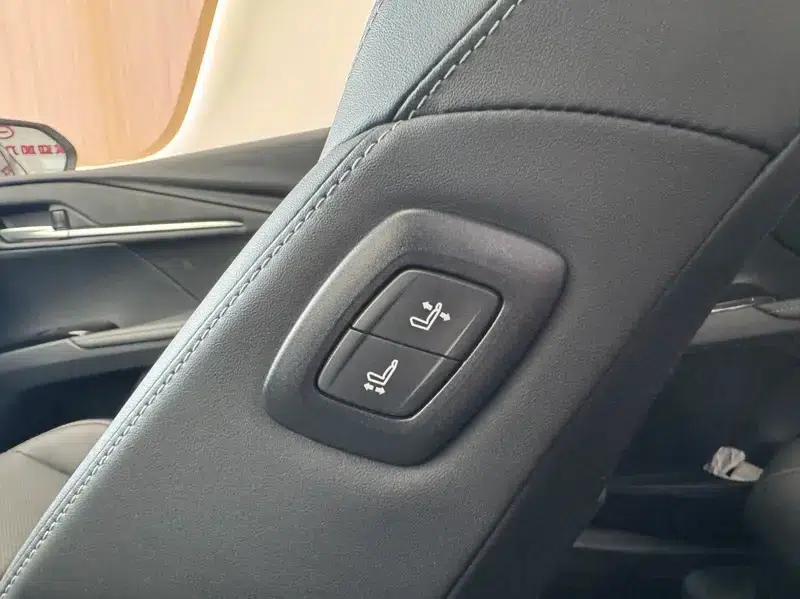 2024 Camry Hybrid 2.0HGVP Luxury Edition — миниатюра 14