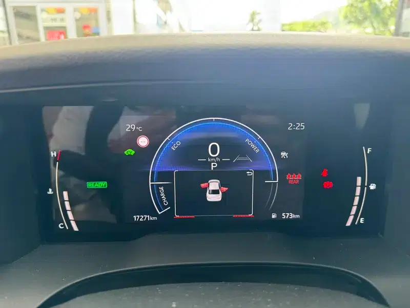 2024 Camry Hybrid 2.0HGVP Luxury Edition — миниатюра 18
