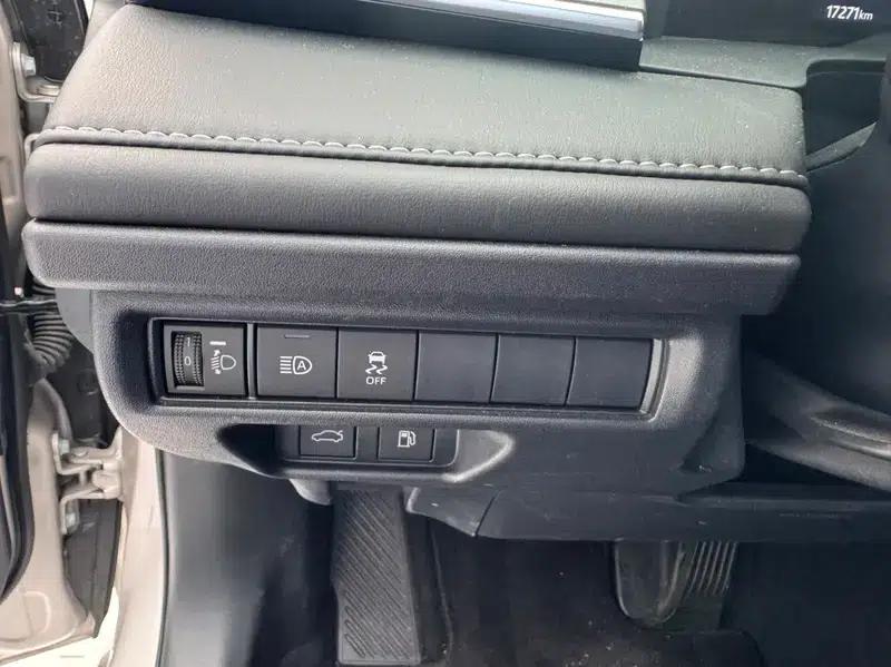 2024 Camry Hybrid 2.0HGVP Luxury Edition — миниатюра 21