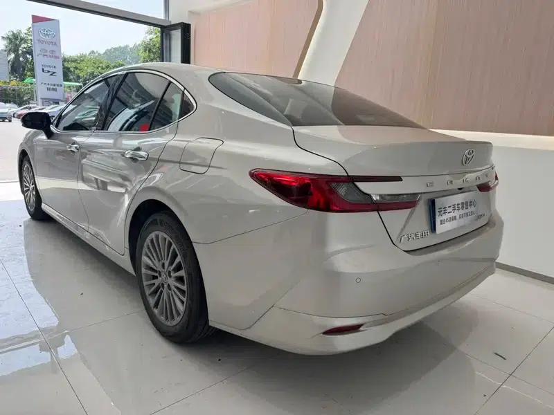 2024 Camry Hybrid 2.0HGVP Luxury Edition — миниатюра 5