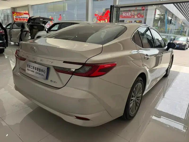 2024 Camry Hybrid 2.0HGVP Luxury Edition — миниатюра 7