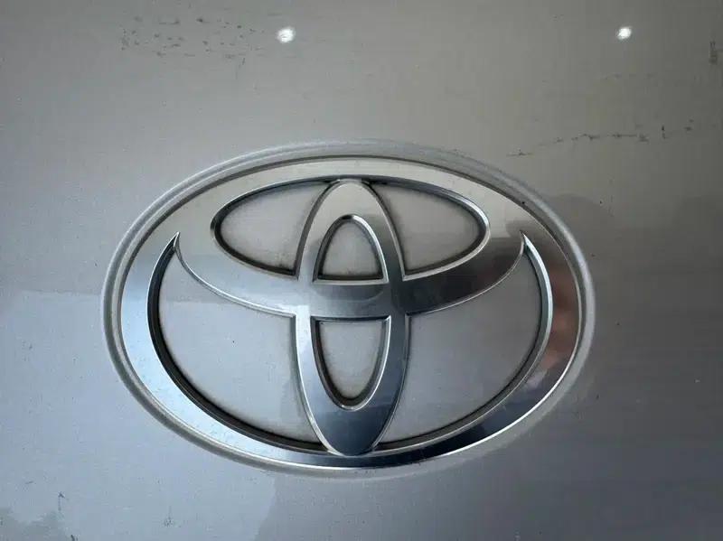 2024 Camry Hybrid 2.0HGVP Luxury Edition — миниатюра 10