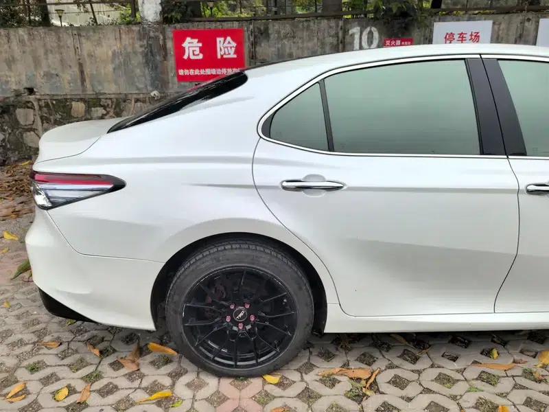 Camry 2019 Hybrid 2.5HG Luxury Edition (China VI Emission Standard) — миниатюра 17