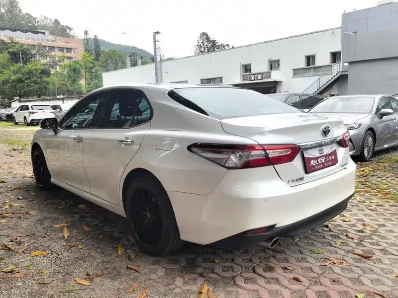 Camry 2019 Hybrid 2.5HG Luxury Edition (China VI Emission Standard) — миниатюра 4