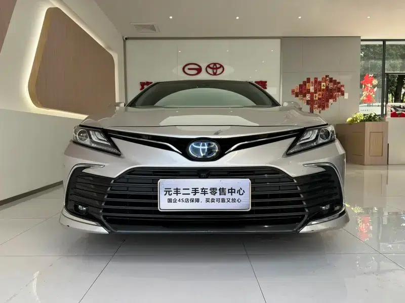 Camry 2021 Hybrid 2.5HG Luxury Edition — миниатюра 2