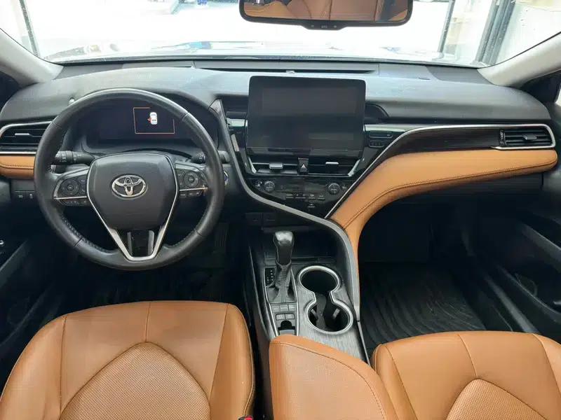 Camry 2021 Hybrid 2.5HG Luxury Edition — миниатюра 20