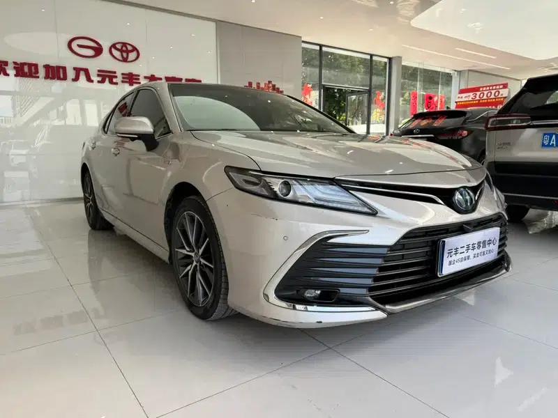 Camry 2021 Hybrid 2.5HG Luxury Edition — миниатюра 3