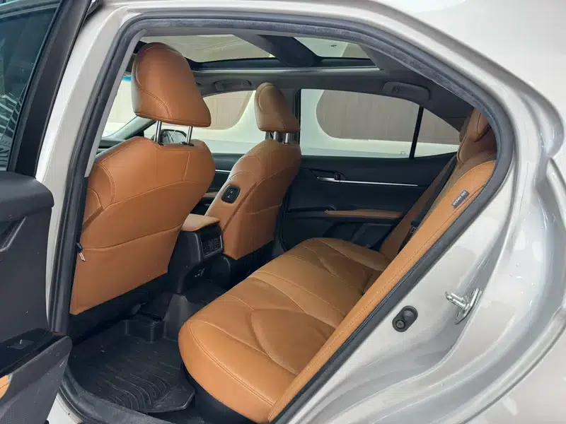 Camry 2021 Hybrid 2.5HG Luxury Edition — миниатюра 25