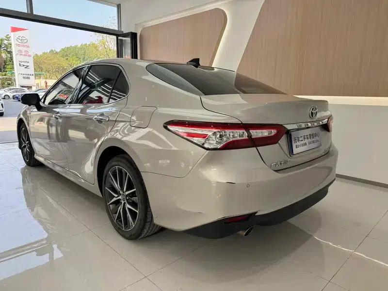 Camry 2021 Hybrid 2.5HG Luxury Edition — миниатюра 5