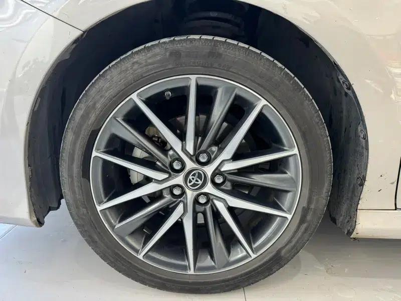 Camry 2021 Hybrid 2.5HG Luxury Edition — миниатюра 8