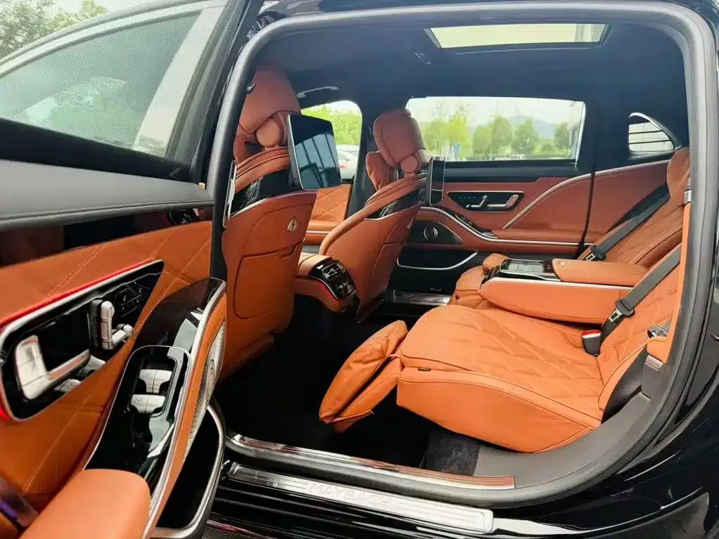 Maybach S-Class 2025 S 480 4MATIC — миниатюра 7