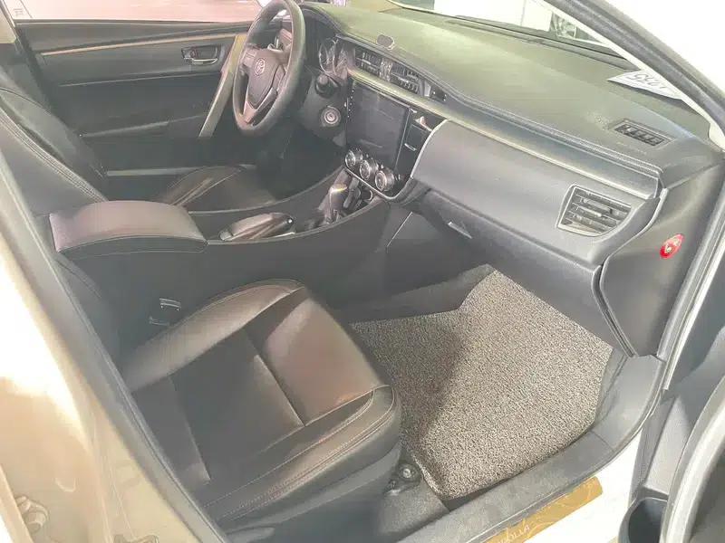2014 Corolla 1.6L CVT GL — миниатюра 5