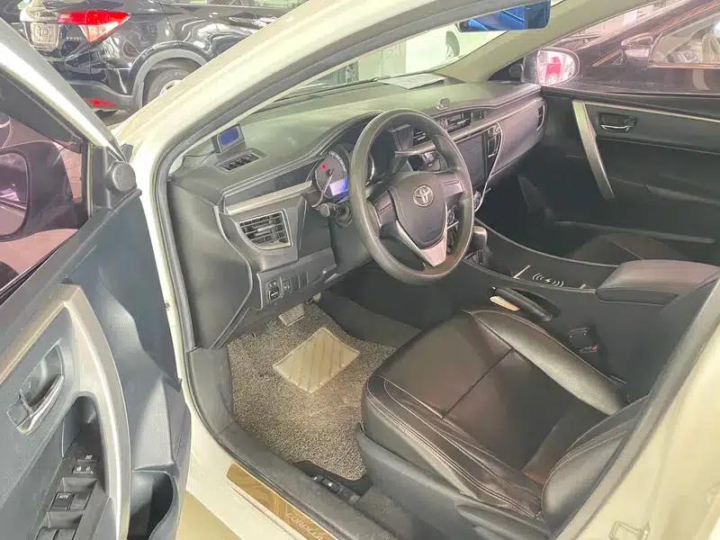 2014 Corolla 1.6L CVT GL — миниатюра 8
