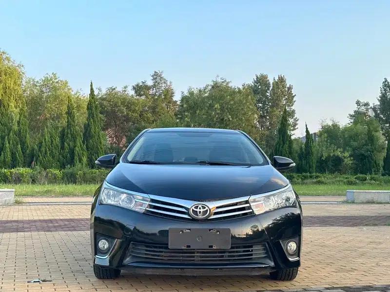 2014 Corolla 1.6L Manual GL — миниатюра 2