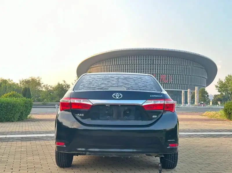 2014 Corolla 1.6L Manual GL — миниатюра 5