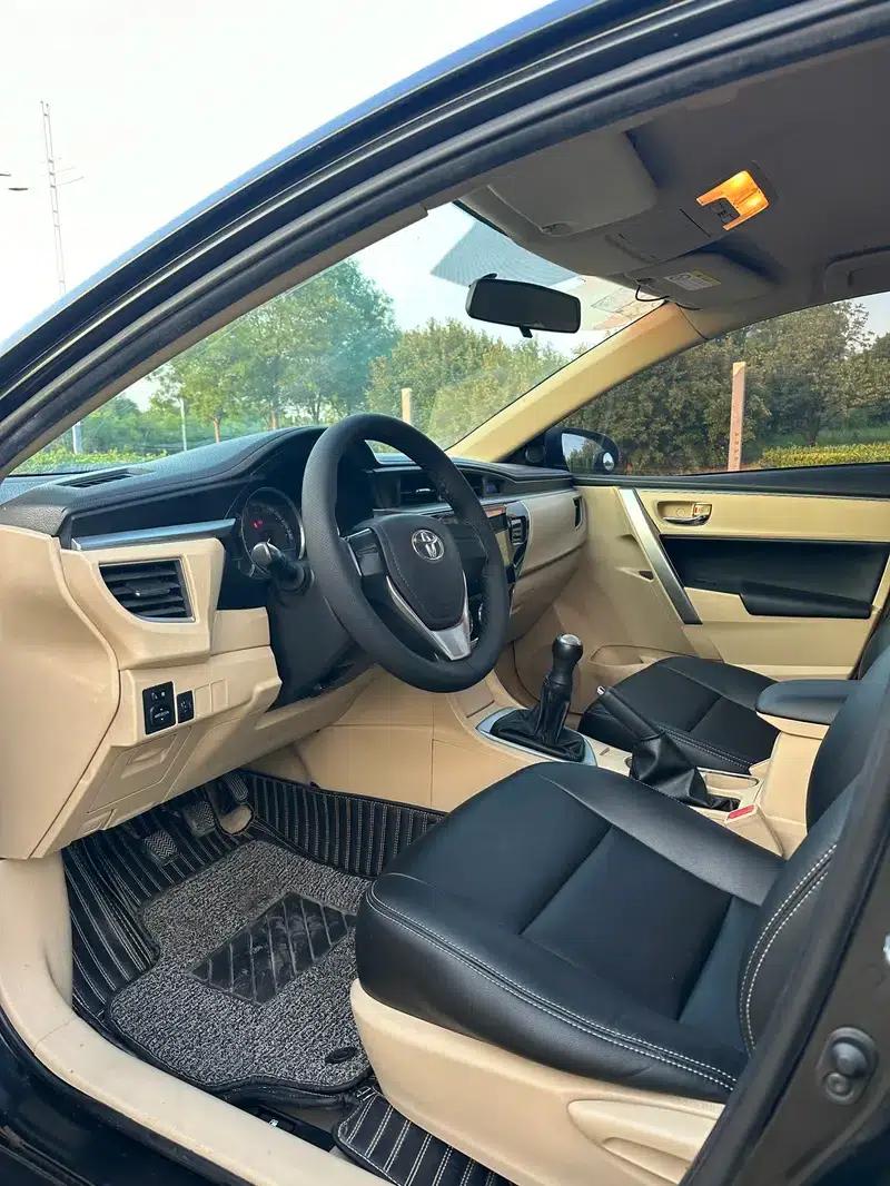 2014 Corolla 1.6L Manual GL — миниатюра 8