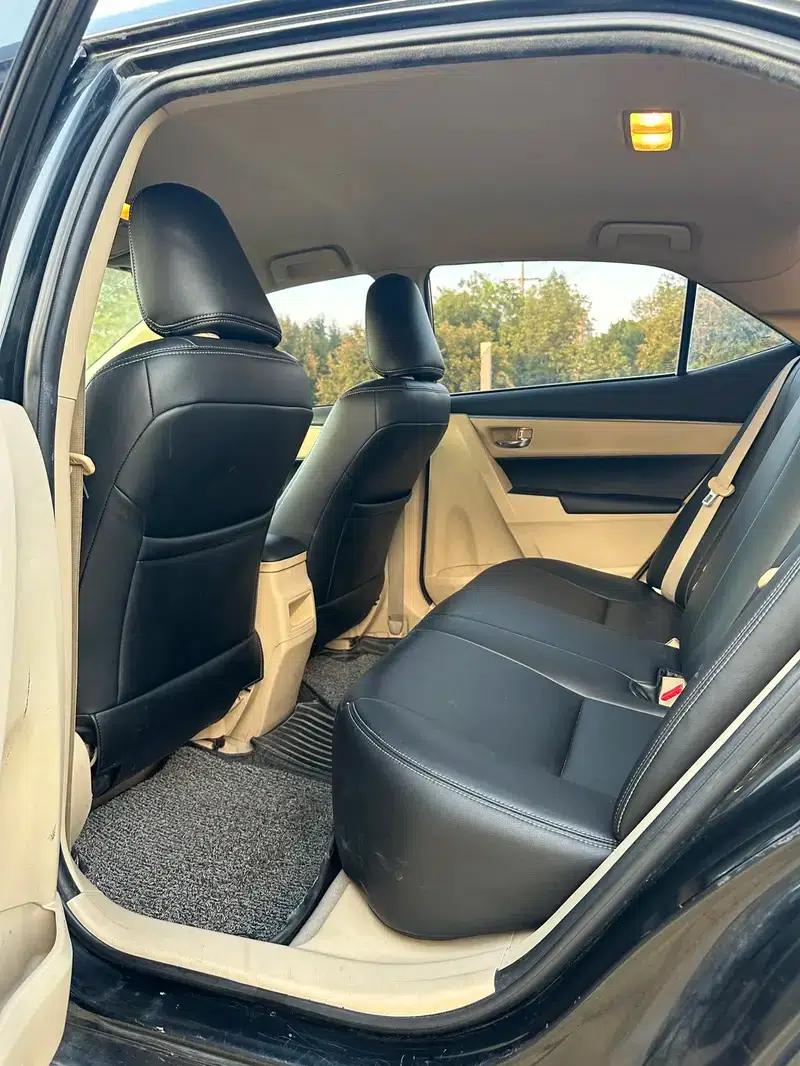 2014 Corolla 1.6L Manual GL — миниатюра 9