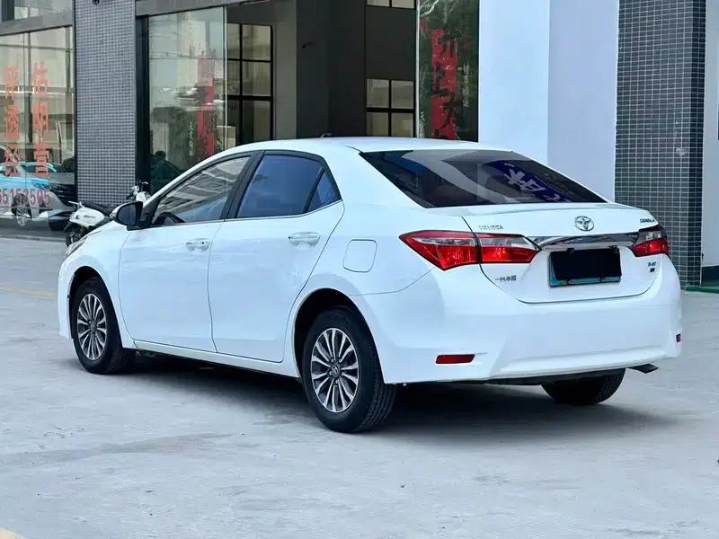 2017 Toyota Corolla Facelift 1.2T S-CVT GL (National V Emission Standard) — миниатюра 4