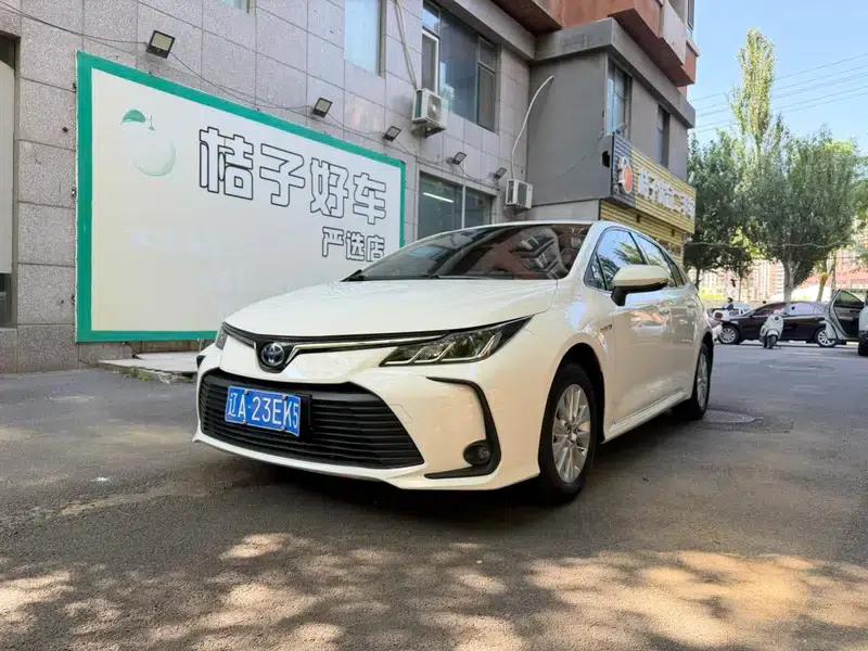 2019 Toyota Corolla Hybrid 1.8L E-CVT GL-i Pioneer Edition — миниатюра 1