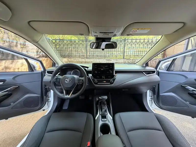 2019 Toyota Corolla Hybrid 1.8L E-CVT GL-i Pioneer Edition — миниатюра 11