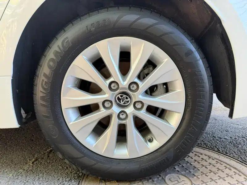 2019 Toyota Corolla Hybrid 1.8L E-CVT GL-i Pioneer Edition — миниатюра 8